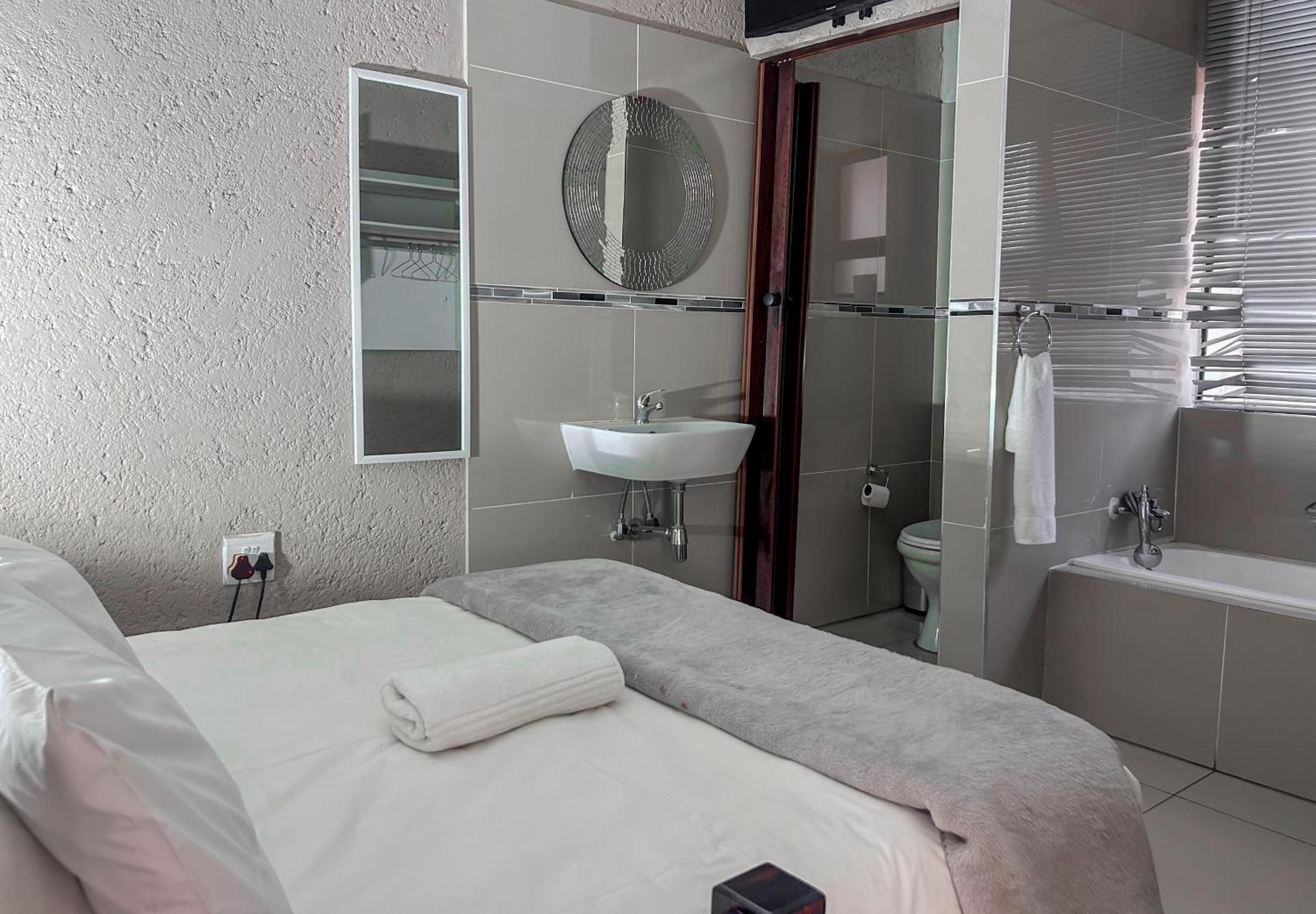View Inn Exclusive Lodge Mbombela Exterior foto